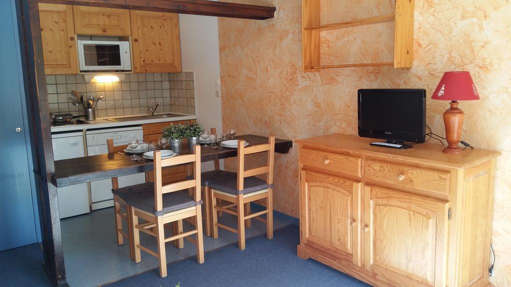 Le Tyrol Apartment Лес дьо Алпс Екстериор снимка